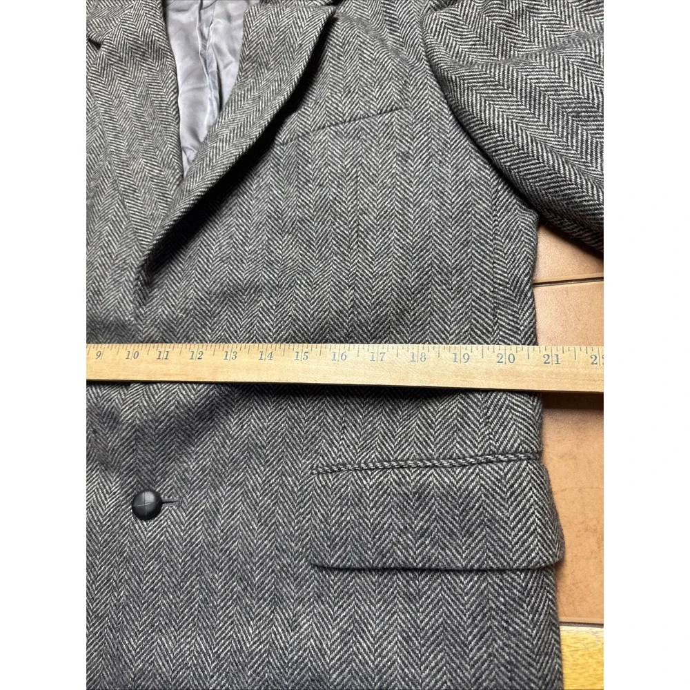 VINTAGE OAKTON Sz 42R Gray Herringbone Tweed Wool Blend Blazer Sport Coat Jacket